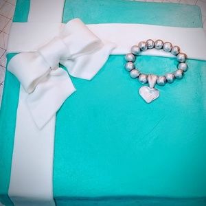 Meet your Posher, Rita